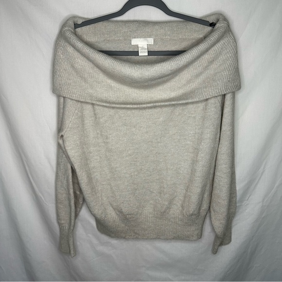 H&M Off-Shoulder Sweater in Soft Cream - Picture 1 of 4